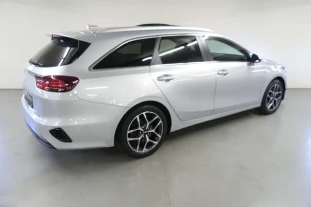 Kia Ceed Sportswagon (2024) thumbnail 10