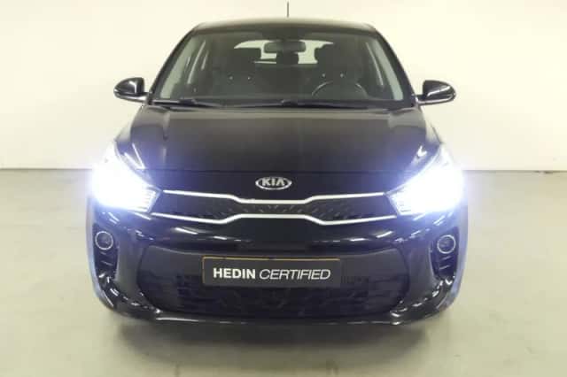 Kia Rio (2017) thumbnail 4
