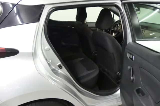 Nissan Micra (2022) thumbnail 15
