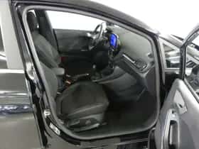 Ford Fiesta (2023) thumbnail 15