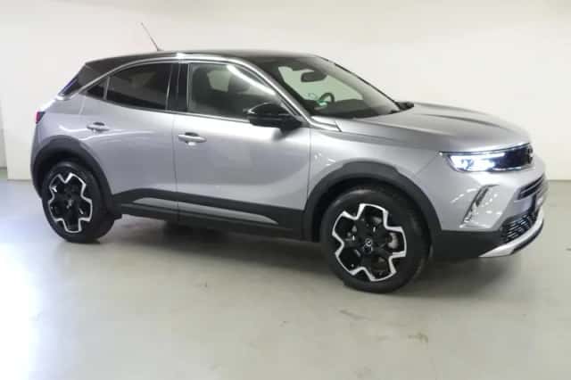 Opel Mokka-e (2022) thumbnail 2