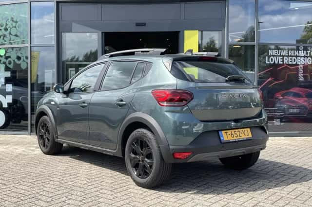 Dacia Sandero Stepway (2023) thumbnail 4