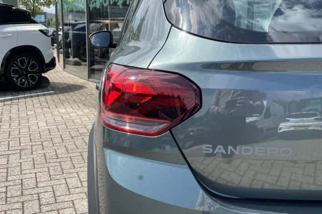 Dacia Sandero Stepway (2023) thumbnail 6