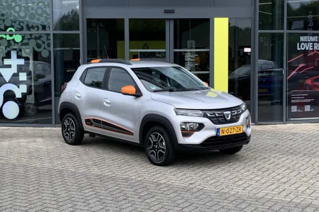 Dacia Spring (2022) thumbnail 3