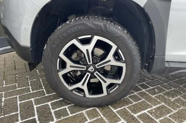 Dacia Duster (2021) thumbnail 5