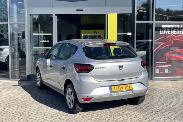 Dacia Sandero (2021) thumbnail 4
