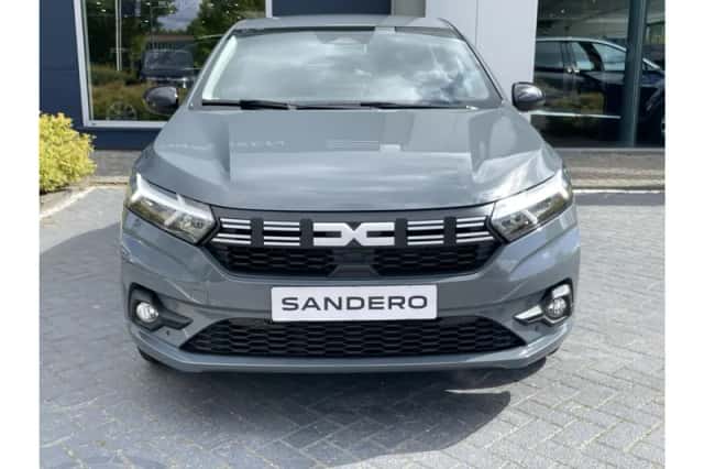 Dacia Sandero (2025) thumbnail 2