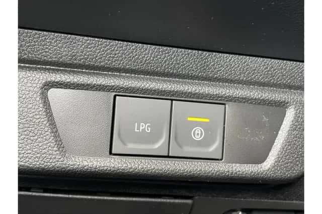 Dacia Sandero (2025) thumbnail 4