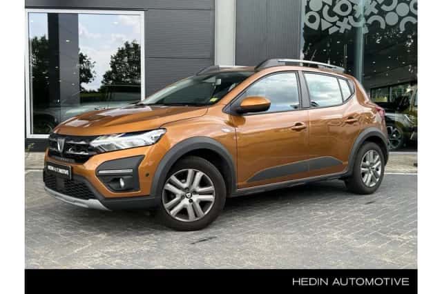 Dacia Sandero Stepway (2021) thumbnail 1