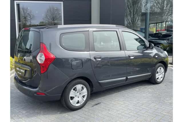 Dacia Lodgy (2022) thumbnail 2