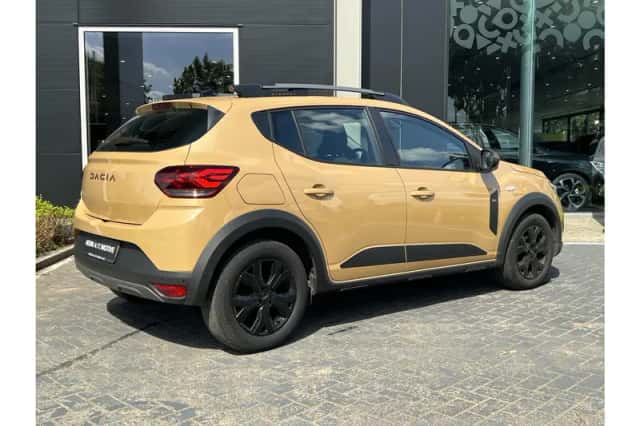Dacia Sandero Stepway (2025) thumbnail 2