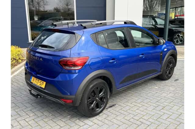 Dacia Sandero Stepway (2024) thumbnail 2