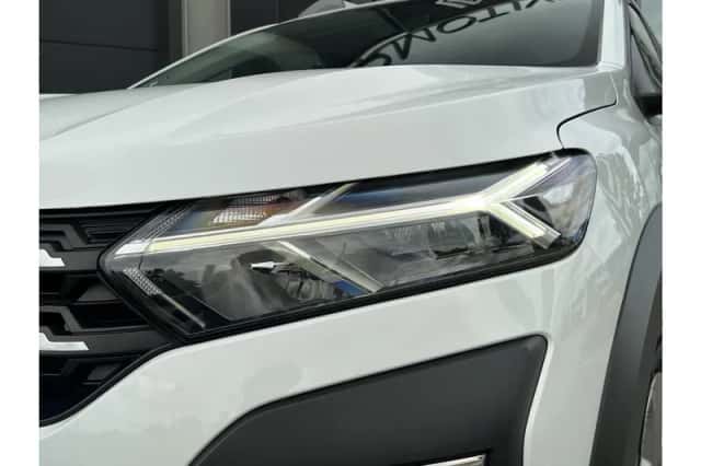 Dacia Sandero (2023) thumbnail 6