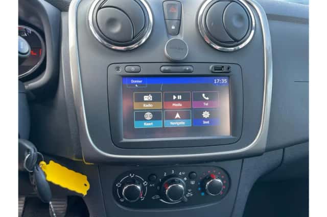 Dacia Sandero Stepway (2017) thumbnail 13
