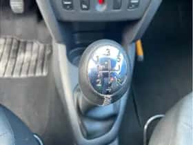 Dacia Sandero Stepway (2017) thumbnail 15