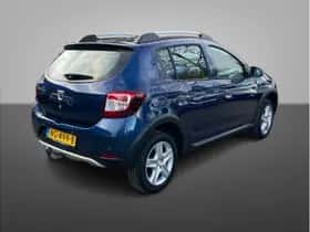 Dacia Sandero Stepway (2017) thumbnail 4