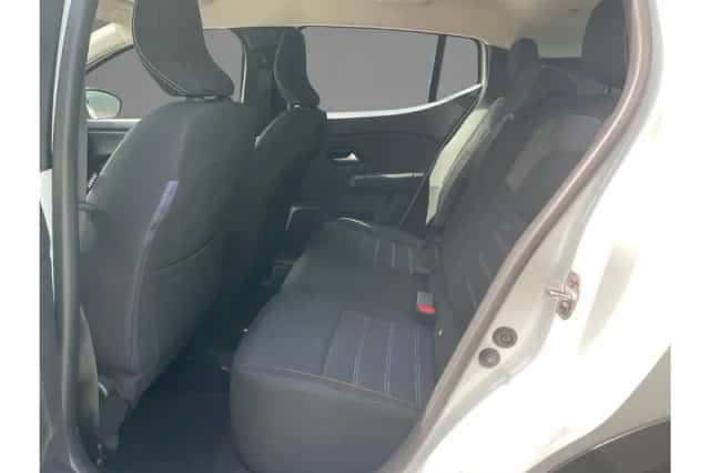 Dacia Sandero Stepway (2021) thumbnail 5