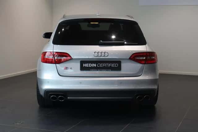 Audi A4 (2014) thumbnail 6