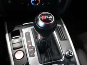 Audi A4 (2014) thumbnail 10