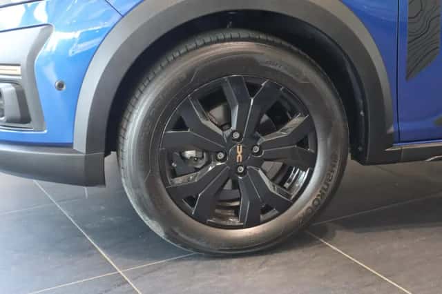 Dacia Sandero Stepway (2025) thumbnail 5