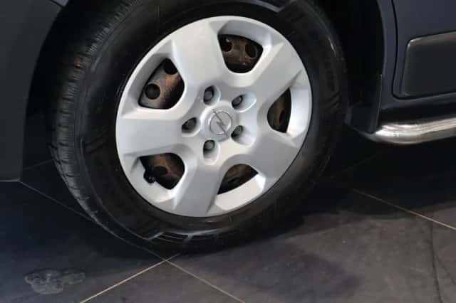 Opel Vivaro (2012) thumbnail 5