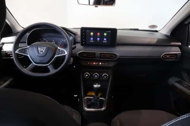 Dacia Sandero (2021) thumbnail 3