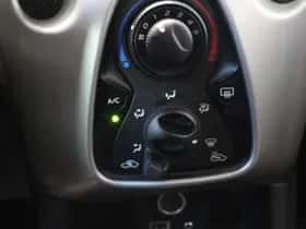 Peugeot 108 (2017) thumbnail 12