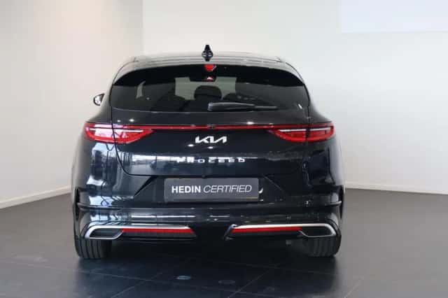 Kia Proceed (2022) thumbnail 6