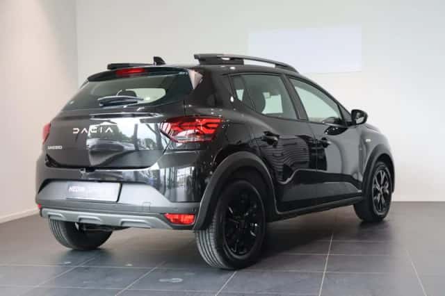 Dacia Sandero Stepway (2025) thumbnail 2