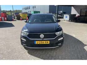 Volkswagen T-Roc (2019) thumbnail 7