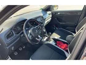 Volkswagen T-Roc (2019) thumbnail 8