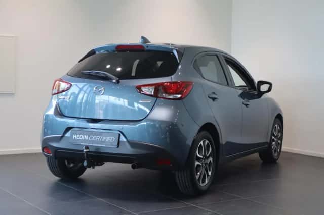 Mazda 2 (2017) thumbnail 2