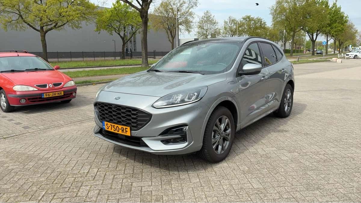 Ford Kuga (2023) — foto 1