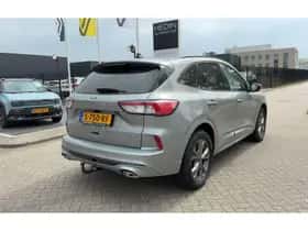 Ford Kuga (2023) thumbnail 4