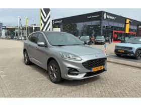 Ford Kuga (2023) thumbnail 5