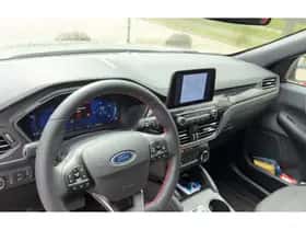 Ford Kuga (2023) thumbnail 8