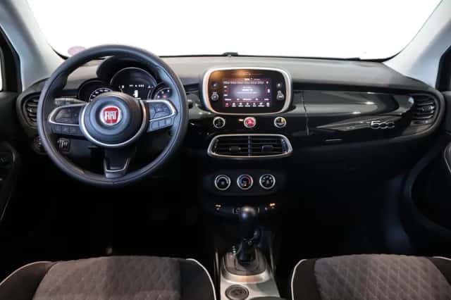 Fiat 500X (2019) thumbnail 3