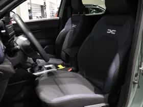 Dacia Duster (2025) thumbnail 17