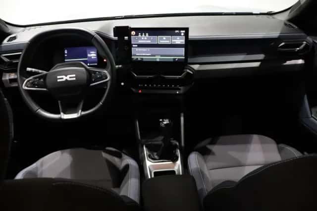 Dacia Duster (2025) thumbnail 3