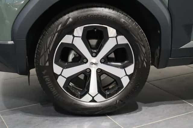 Dacia Duster (2025) thumbnail 5