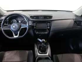 Nissan X-Trail (2019) thumbnail 3