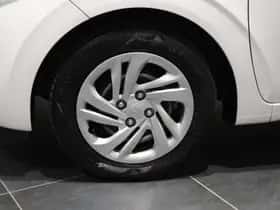 Hyundai i10 (2023) thumbnail 5