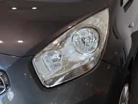 Kia Venga (2011) thumbnail 28