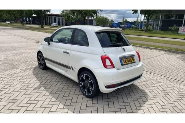 Fiat 500 (2019) thumbnail 2