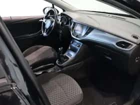 Opel Astra (2016) thumbnail 23