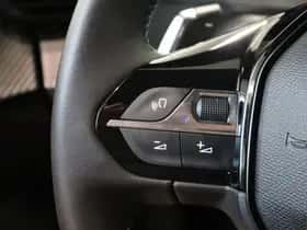 Peugeot 2008 (2025) thumbnail 15