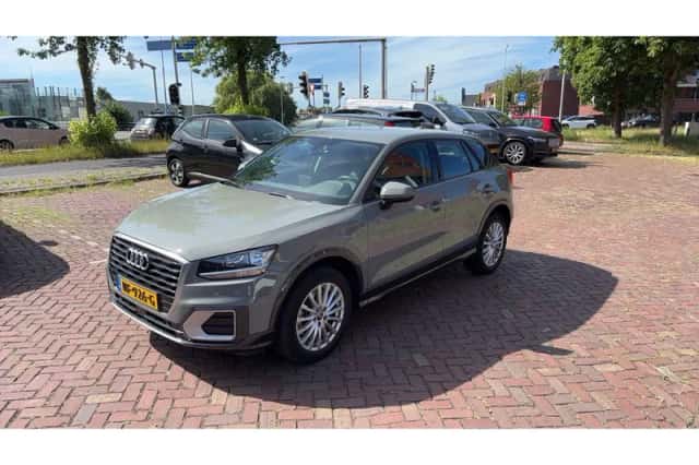 Audi Q2 (2017) thumbnail 1