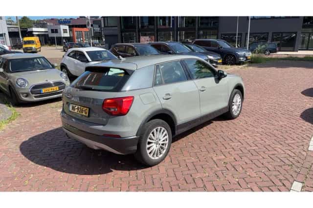 Audi Q2 (2017) thumbnail 5