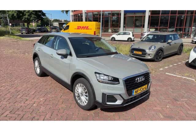 Audi Q2 (2017) thumbnail 6