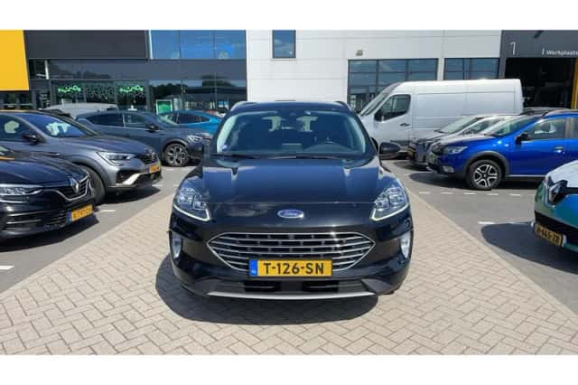 Ford Kuga (2022) thumbnail 6